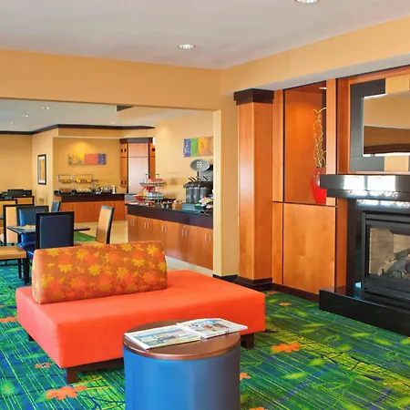 Fairfield Inn & Suites By Marriott Champaign