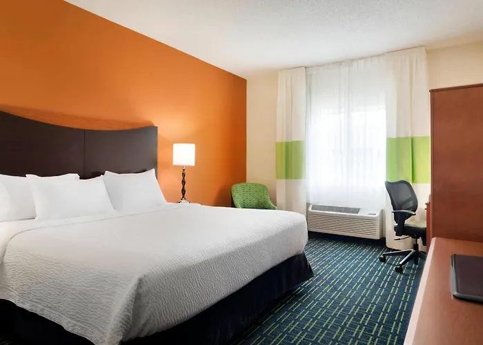 Fairfield & By Marriott