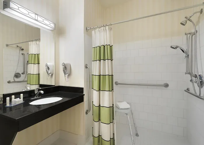 Fairfield & By Marriott 3*