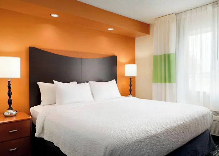 Fairfield & By Marriott 3*