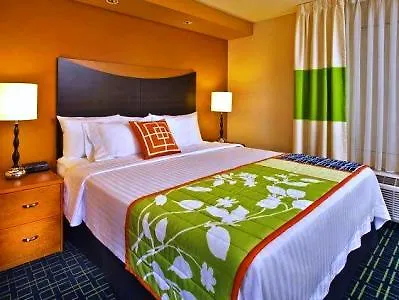 Отель Fairfield & By Marriott