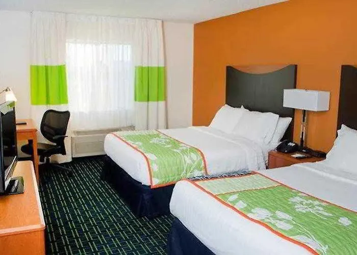 Hotel Fairfield & By Marriott 3*